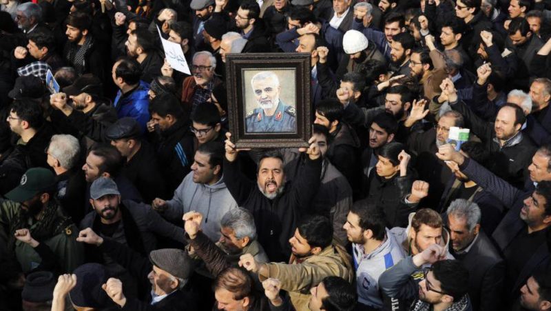 Irán, conmovido por la muerte de Soleimani, planea su venganza