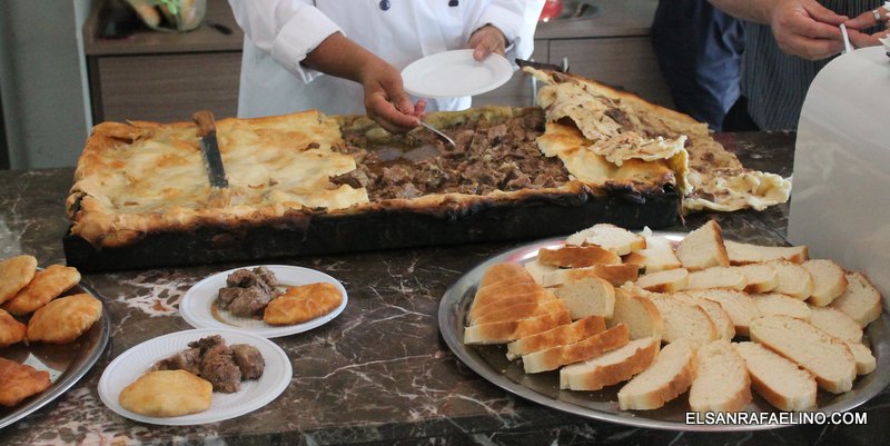 Todo preparado para el inicio del Festival de la carne a la masa