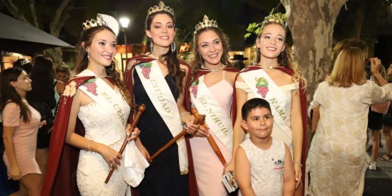 «Noches de Verano en Vendimia»: Viernes de música, gastronomía y candidatas vendimiales