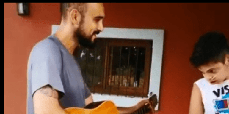 Bauti cumplió su sueño: conocer a Abel Pintos