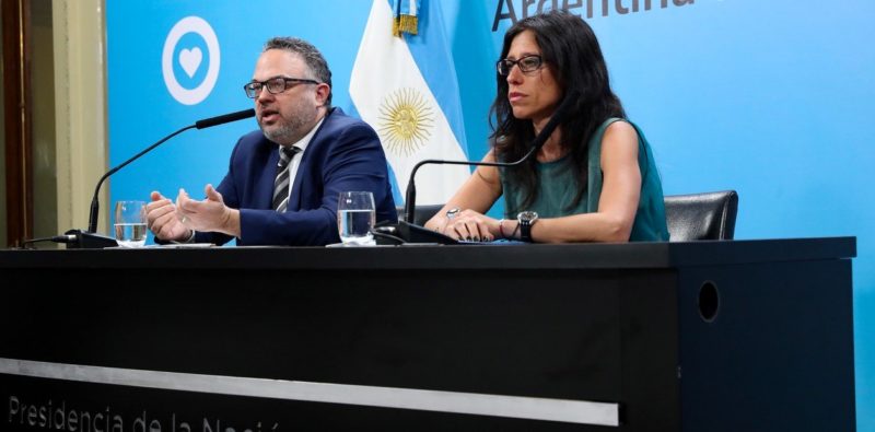 El Gobierno le adelantó al FMI que va a descongelar las tarifas de los servicios públicos