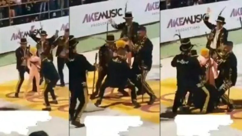 Escándalo de carnaval: echaron a 8 comparseros por bailar con una muñeca inflable