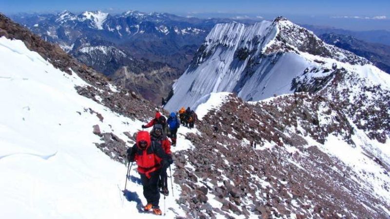 Una andinista rusa murió en el Aconcagua tras caer y sufrir la amputación de un pie
