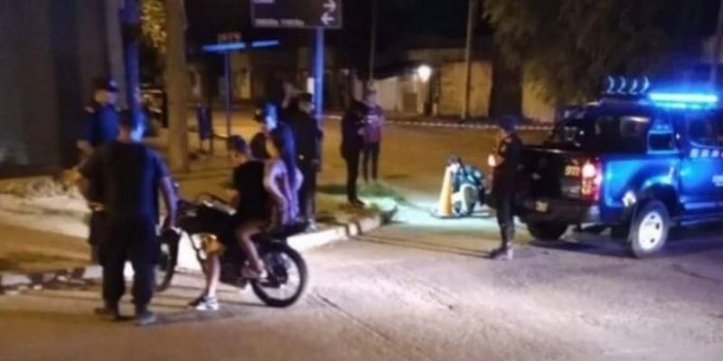 Rosario: acribillaron a una pareja y a su beba cuando iban en moto