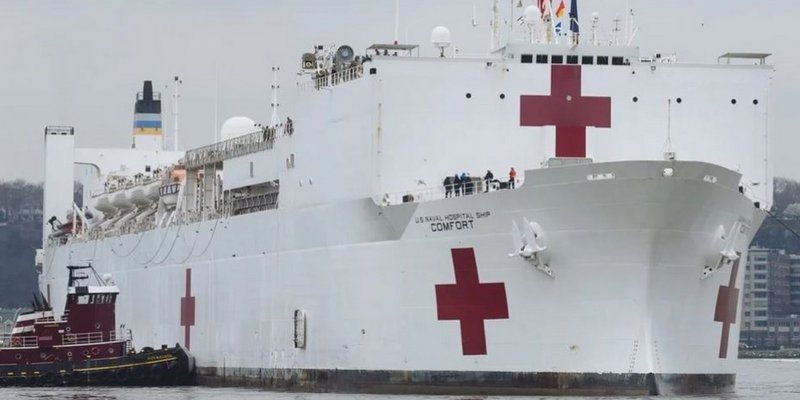 Coronavirus en Estados Unidos: el buque hospital «USNS Comfort» llegó a Nueva York