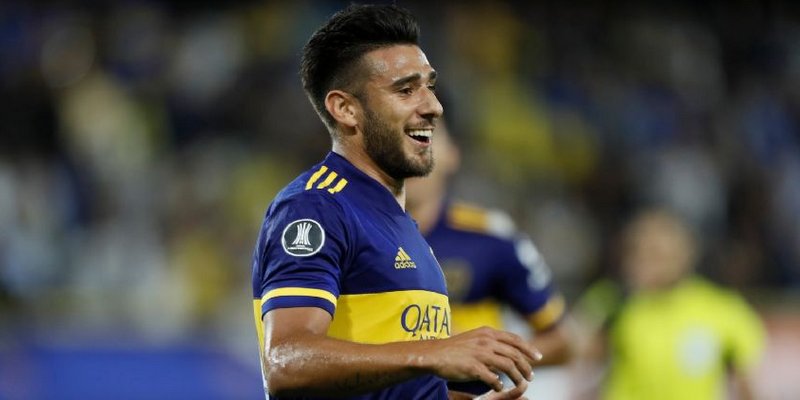 Boca goleó al DIM y se acomoda en su grupo