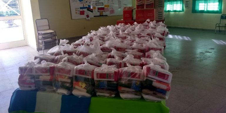 Comenzó la segunda entrega de bolsones de alimentos para estudiantes en situación de vulnerabilidad