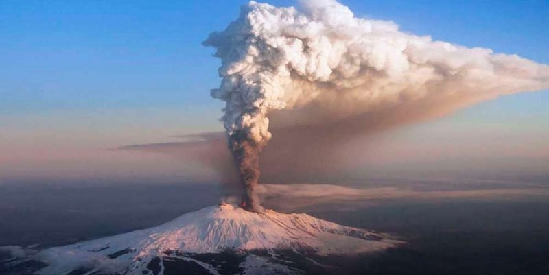 Cuál Es El Volcán Más Grande De Europa