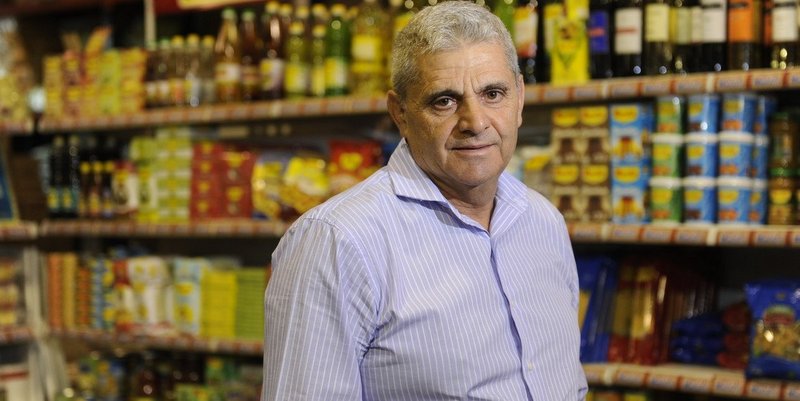 Un empresario afirma que vende fideos a $ 28 y que lo sacaron de la licitación del Gobierno