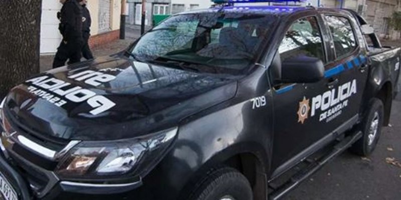 Asesinan a golpes a una mujer en Santa Fe y por el crimen detienen a su hijo
