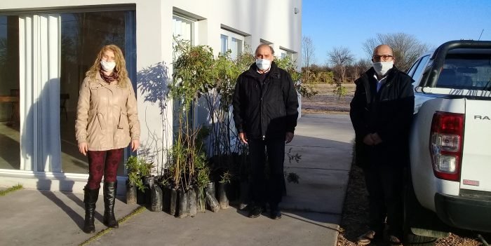 Entregaron 120 plantines en San Rafael