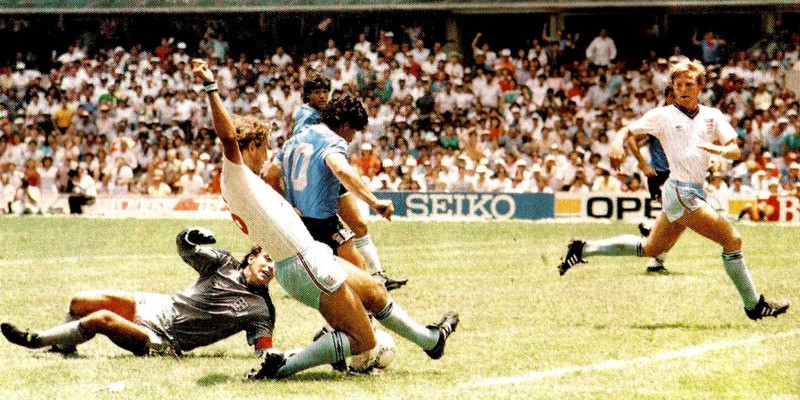La AFA y la Liga Profesional recuerdan a Maradona en el «Día del Futbolista»