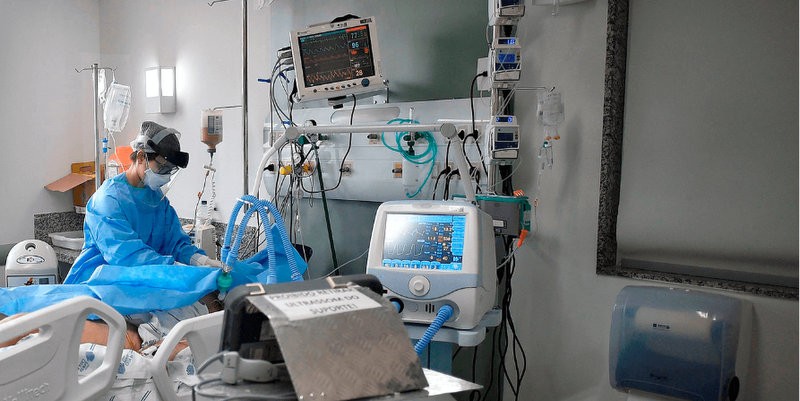 La Provincia de Buenos Aires advierte que en 30 o 40 días «se pueden terminar las camas de terapia intensiva»
