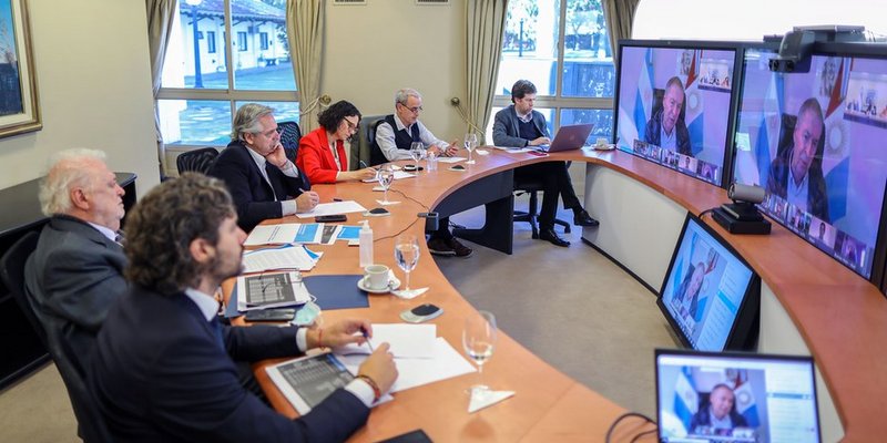 Mendoza avanza un casillero y entra en etapa de «distanciamiento social»