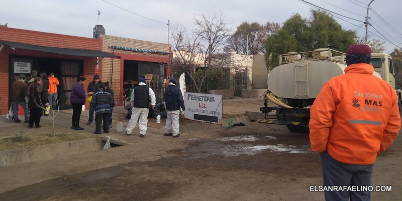Continúa la entrega de lavandina en los barrios sanrafaelinos