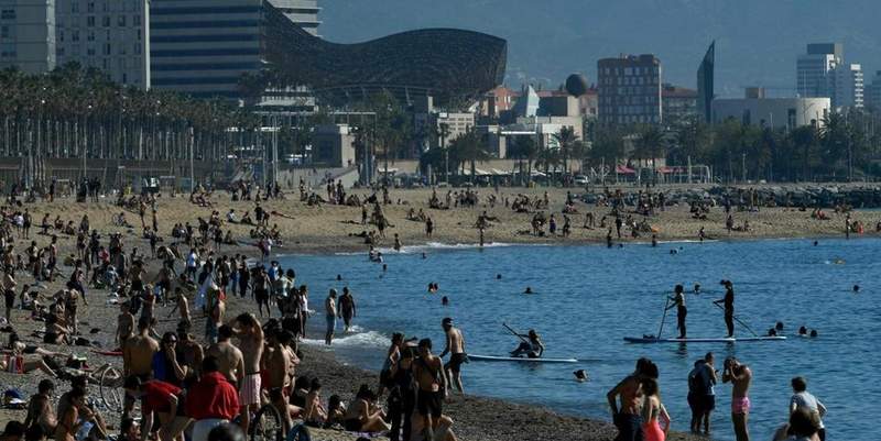 Por un rebrote, anticipan un posible nuevo confinamiento para Barcelona