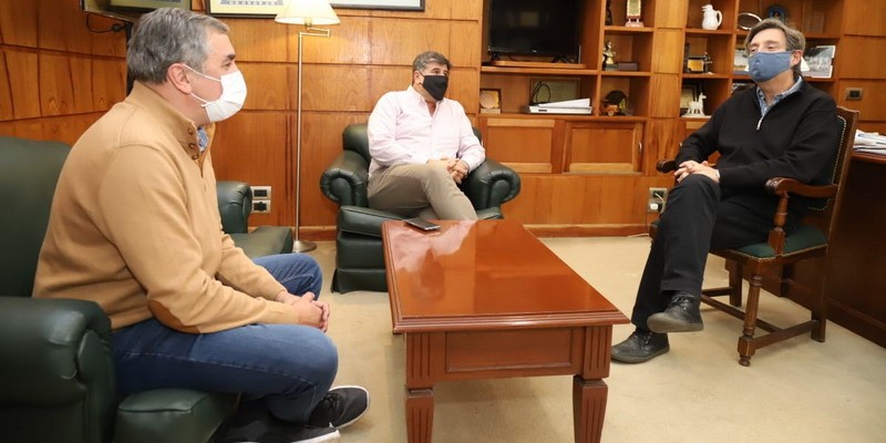 Emir Félix recibió al Vicegobernador Mario Abed y al Ministro Enrique Vaquié