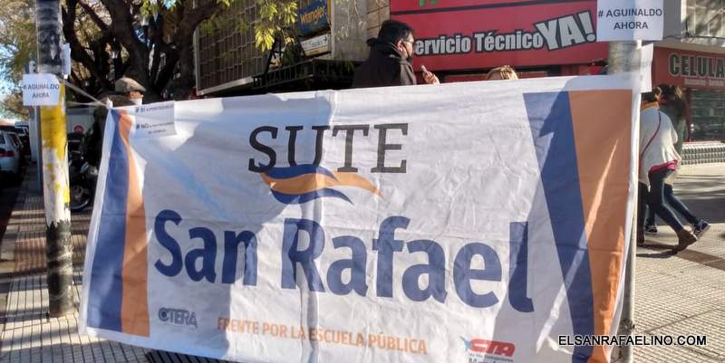Reclamo del SUTE en el Kilómetro Cero