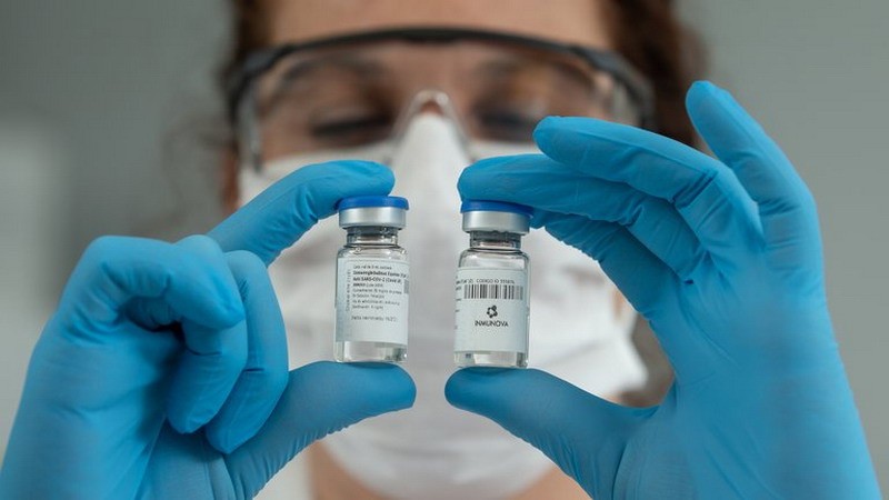 En el Gobierno creen que la vacuna de Pfizer podría estar a fin de año