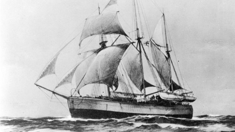 Qué es el «agua muerta», el fenómeno que atrapa a los barcos en medio del océano