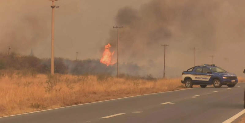 Incendios en Córdoba: el fuego está «descontrolado» y evacúan a los vecinos de Punilla