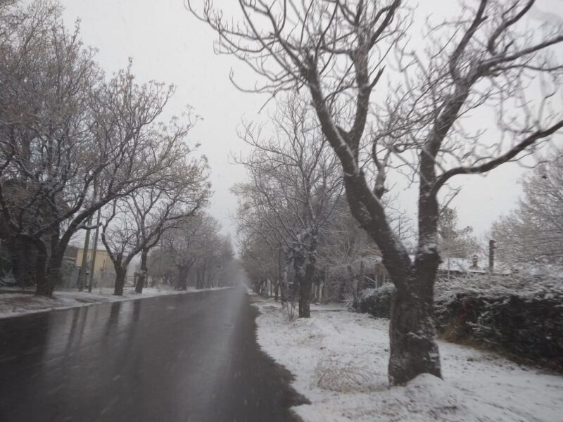 Vuelve el frío polar a Mendoza y no descartan nevadas en el llano