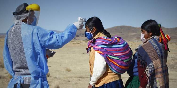 Más de medio millón de contagiados y los 47.000 fallecidos en Perú preocupa al continente