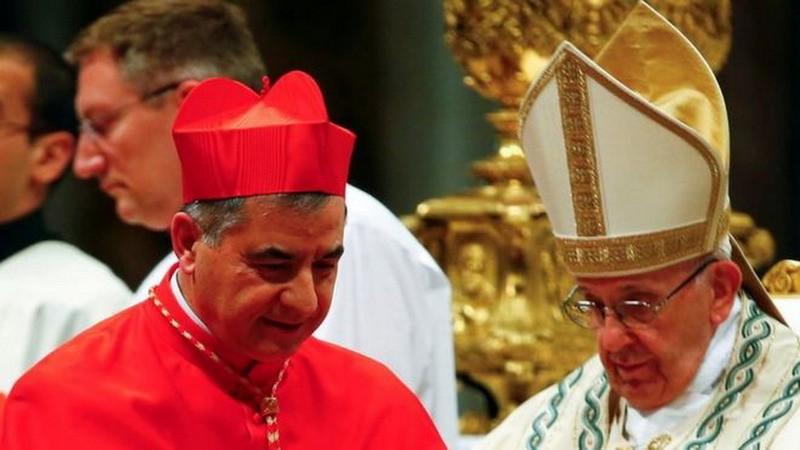 Terremoto en el Vaticano: el porqué de la «renuncia» de uno de los prelados más poderosos del Vaticano