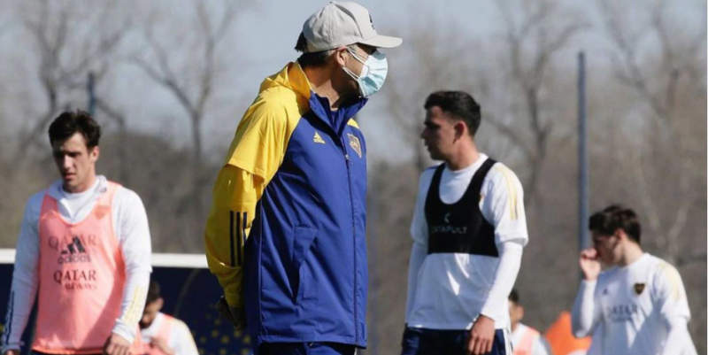 Boca podrá viajar a jugar ante Libertad de Paraguay con los futbolistas que dieron positivo de coronavirus