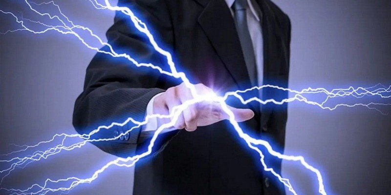 ¿Por qué algunas personas están “cargadas” y dan “patadas eléctricas»?