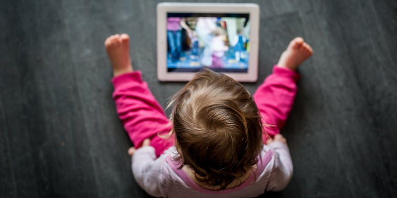 ¿Qué consecuencias puede tener el exceso de tecnología en los niños?