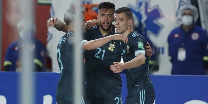 La Selección cerró el año con un categórico triunfo y dio un paso más hacia el Mundial