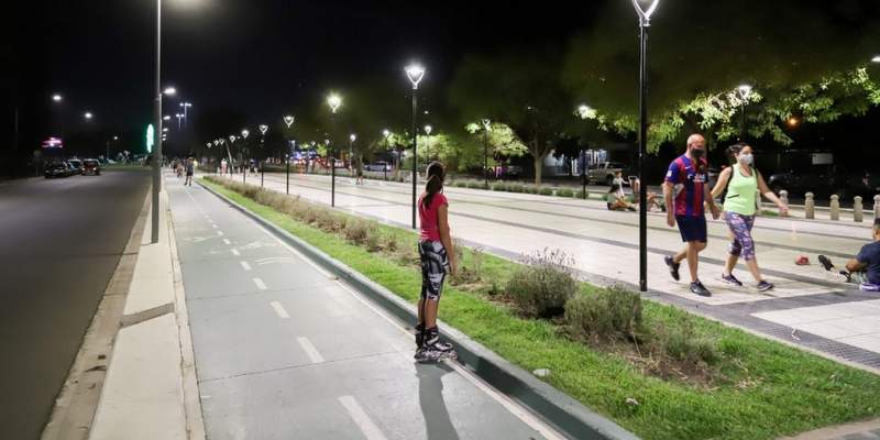 Nuevas luminarias para el Paseo Rawson