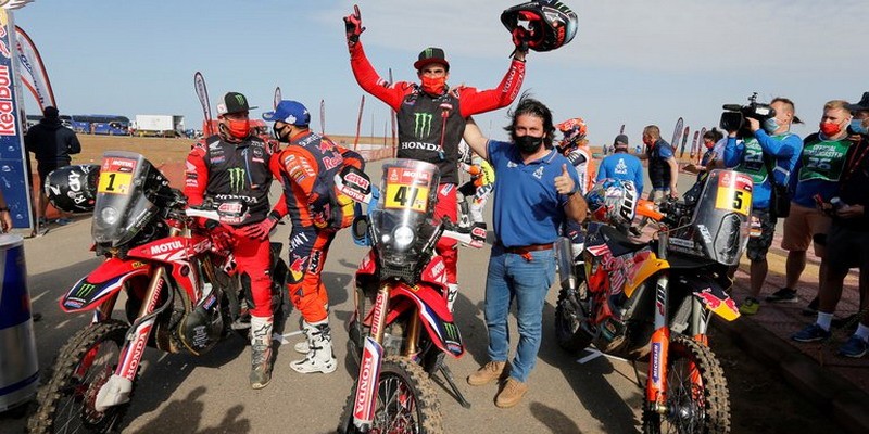 Histórico: el argentino Kevin Benavides ganó el Rally Dakar en la categoría motos