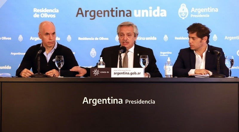 El gobierno analiza imponer un «toque de queda» sanitario desde las 22