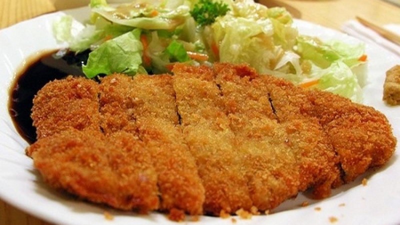 Una familia comió milanesas en mal estado: murió un hombre y seis mascotas