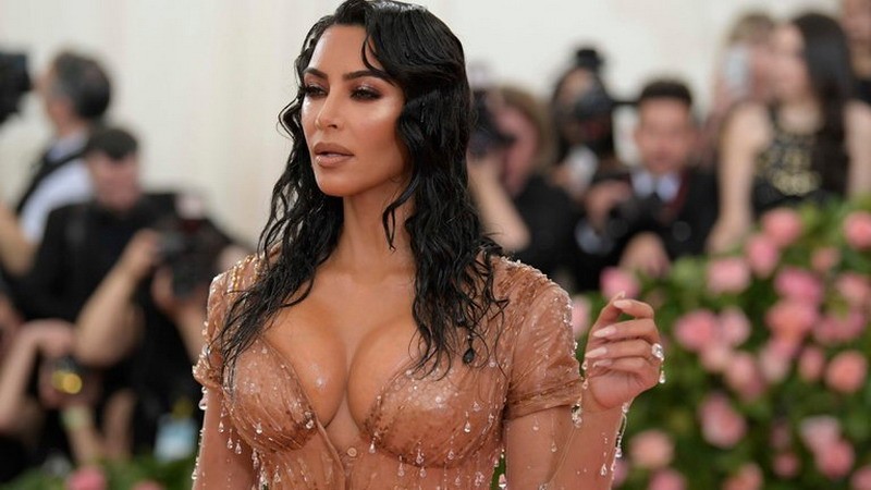 “Yo secuestré a Kim Kardashian”: uno de los ladrones que robó casi USD 11 millones esa noche contó detalles