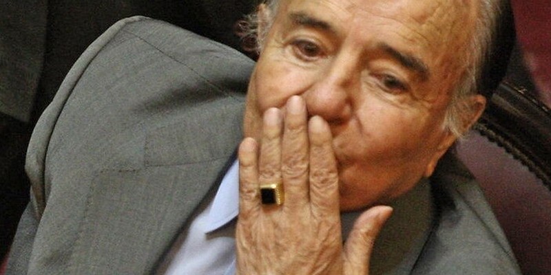 El gobierno confirmó que el 14 de mayo instalará un busto de Carlos Menem en Casa Rosada