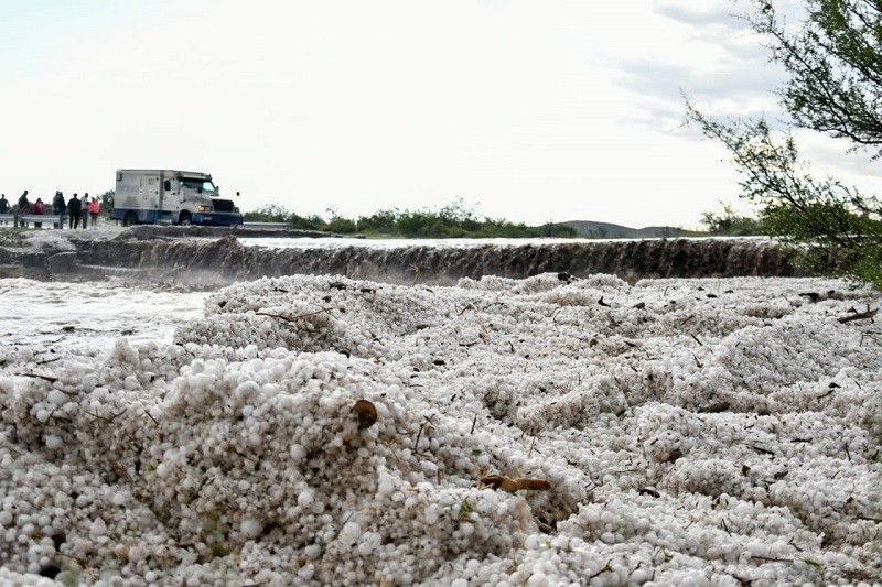 Impresionante tormenta azotó El Nihuil. Galería de imágenes