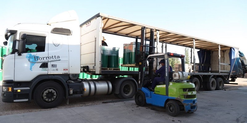 Sale la primera carga de pulpa de durazno a San Pablo