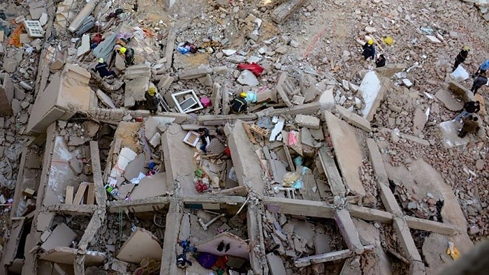 Cerca de 18 muertos por derrumbe en El Cairo