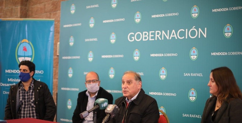 Economía Social entregó ayuda económica para emprendedores en el Sur