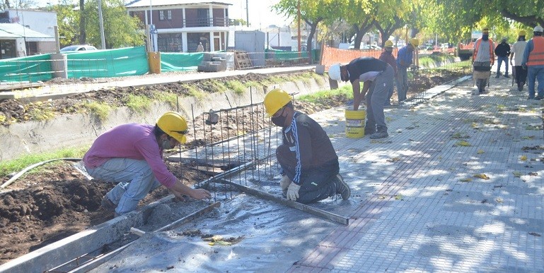 La remodelación del Paseo Luis Huerta llegó hasta calle Beltran