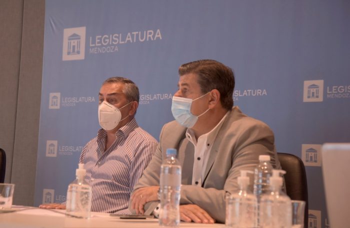 Vaquié: “Nuestra prioridad absoluta es que IMPSA siga operando en Mendoza”