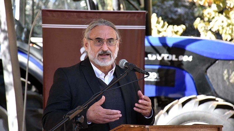 Basterra: «La decisión del Presidente ha sido priorizar la mesa de los argentinos»