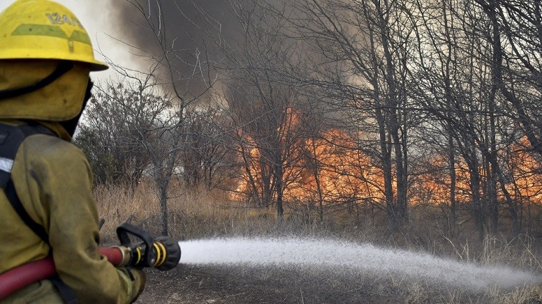 Fin de semana con 88 incendios en Mendoza: el reporte de Defensa Civil