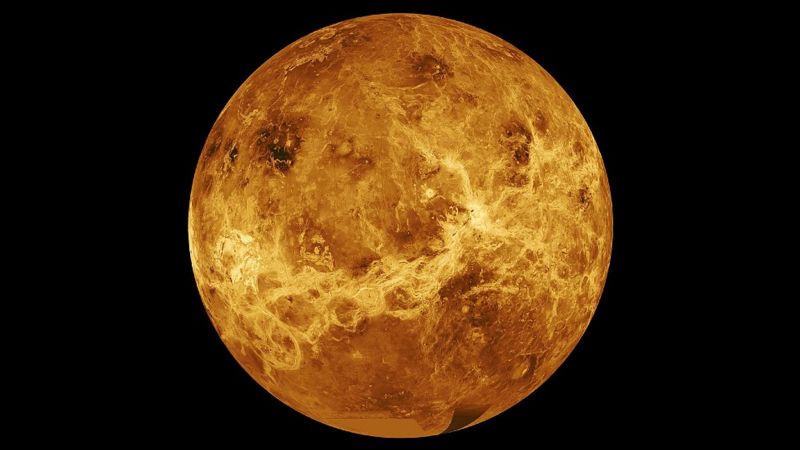 Por qué la NASA decidió volver a investigar Venus, el planeta que es «como un infierno» pese a sus similitudes con la Tierra