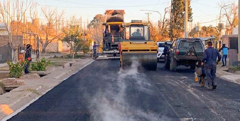 Cómo continúa el plan de asfalto municipal