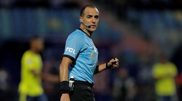 La Conmebol dio a conocer el árbitro para la gran final entre Argentina y Brasil