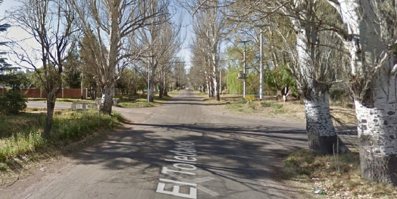 Un Peugeot 207 cayó al canal, al conductor le dio positivo el test de alcoholemia
